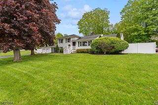 323 Main St, Ogdensburg Boro, NJ 07439