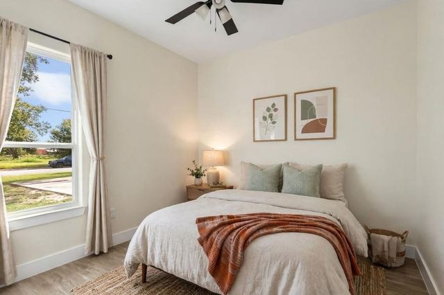1302 Lamar Street, Liberty, TX 77575