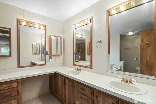 140 Frederick Drive, Sequim, WA 98382