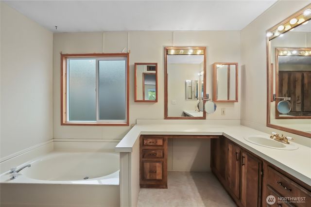 140 Frederick Drive, Sequim, WA 98382