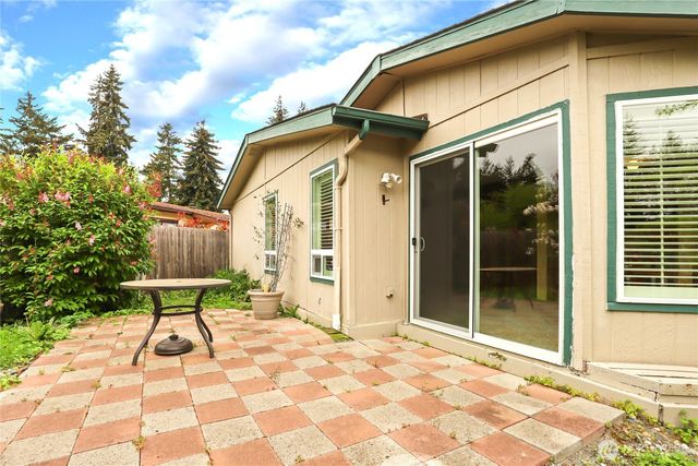 140 Frederick Drive, Sequim, WA 98382