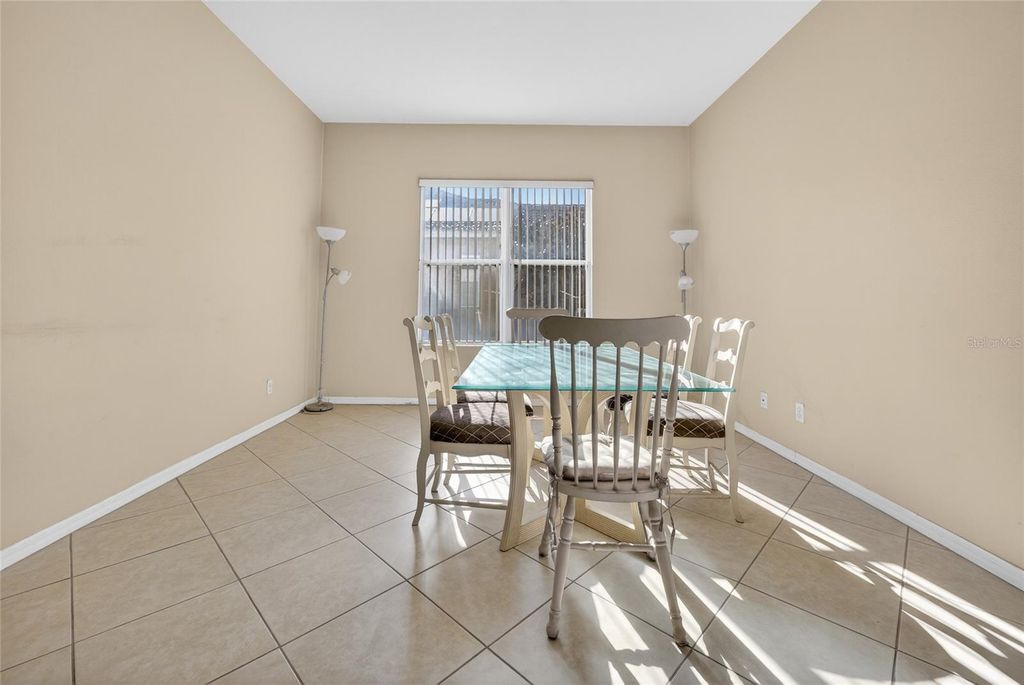 Image 11 of property listing at 4612 E 62 AVENUE, Bradenton, FL 34203