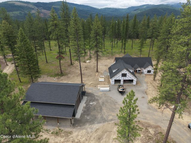 102 Wallace Lane, Blanchard, ID 83804