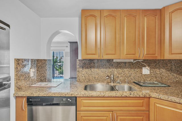 3909 N Ocean Boulevard 401, Fort Lauderdale, FL 33308