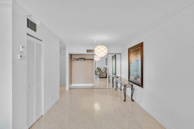 3909 N Ocean Boulevard 401, Fort Lauderdale, FL 33308