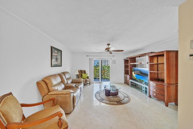 3909 N Ocean Boulevard 401, Fort Lauderdale, FL 33308