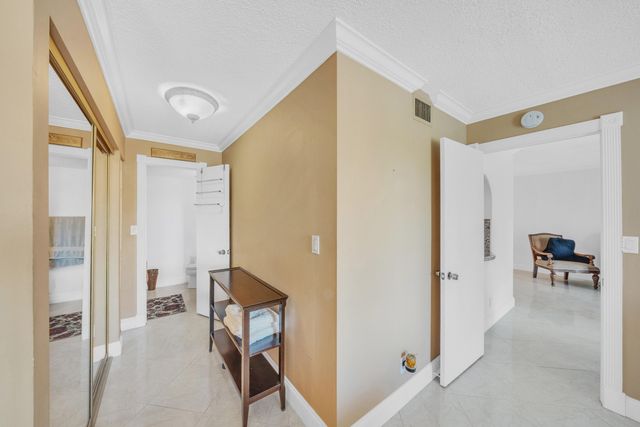3909 N Ocean Boulevard 401, Fort Lauderdale, FL 33308