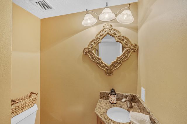 3909 N Ocean Boulevard 401, Fort Lauderdale, FL 33308