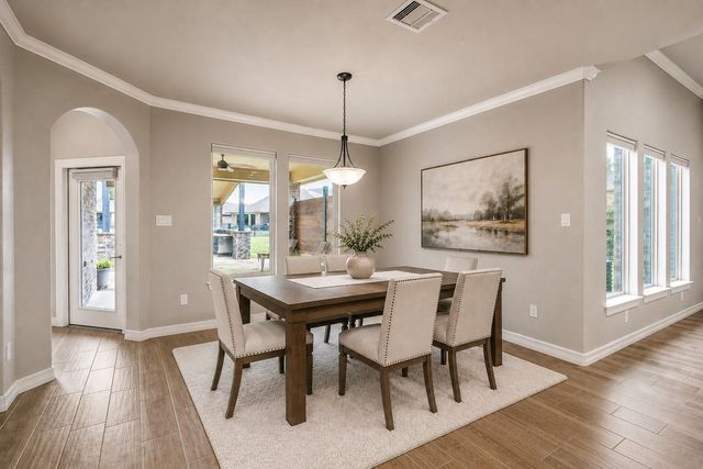165 Waterstone Drive, Montgomery, TX 77356