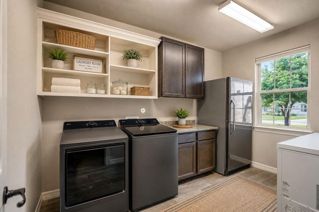 165 Waterstone Drive, Montgomery, TX 77356