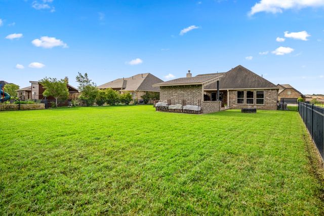 165 Waterstone Drive, Montgomery, TX 77356