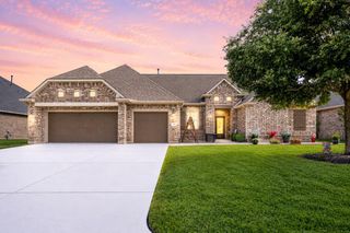 165 Waterstone Drive, Montgomery, TX 77356
