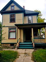1034 19th Street, Rock Island, IL 61201
