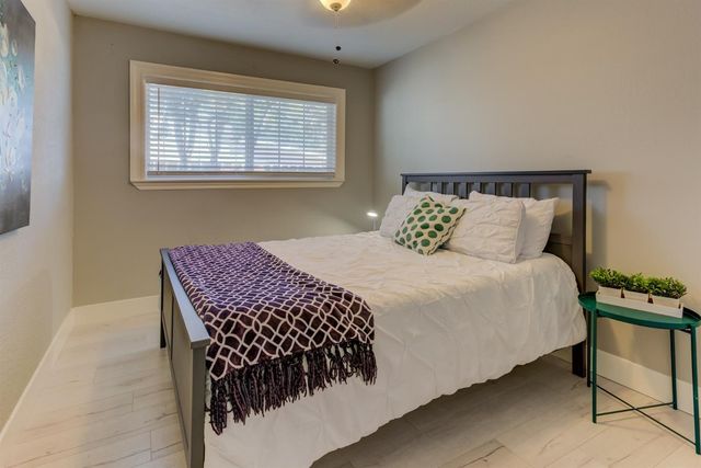 2740 Northglen St, Sacramento, CA 95833