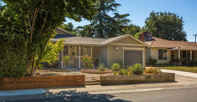2740 Northglen St, Sacramento, CA 95833