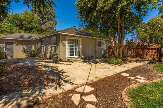 2740 Northglen St, Sacramento, CA 95833