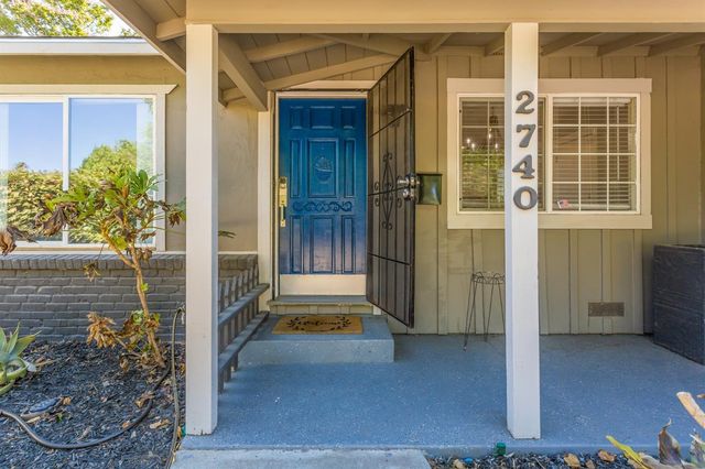 2740 Northglen St, Sacramento, CA 95833