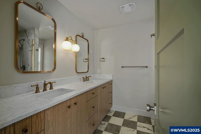 7532 Lennox Ln NE, Keizer, OR 97303