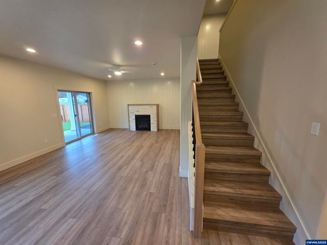 7532 Lennox Ln NE, Keizer, OR 97303