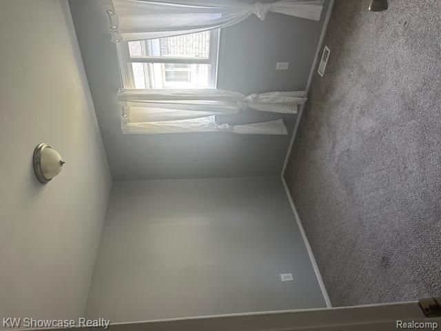 21058 Wakedon Street, Southfield, MI 48033