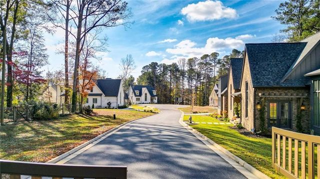 4400 Lakeview Court, Acworth, GA 30101