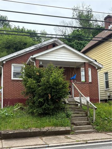 444 Wall, Wall Boro, PA 15148