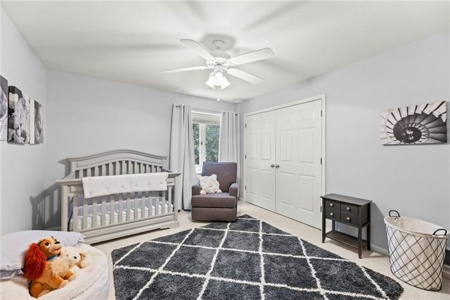 1567 Oakwood Lane, Liberty, MO 64068