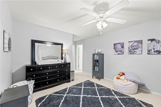 1567 Oakwood Lane, Liberty, MO 64068
