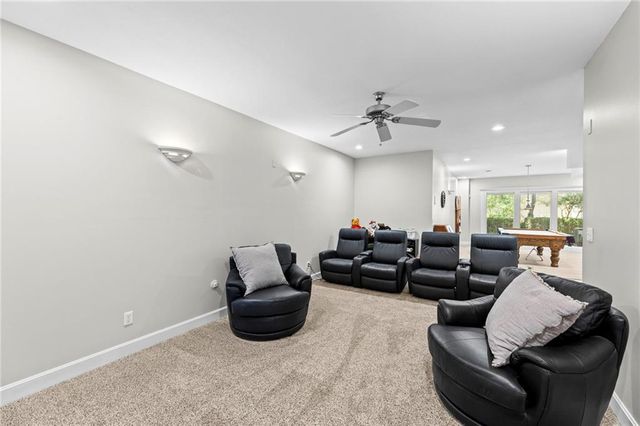 1567 Oakwood Lane, Liberty, MO 64068