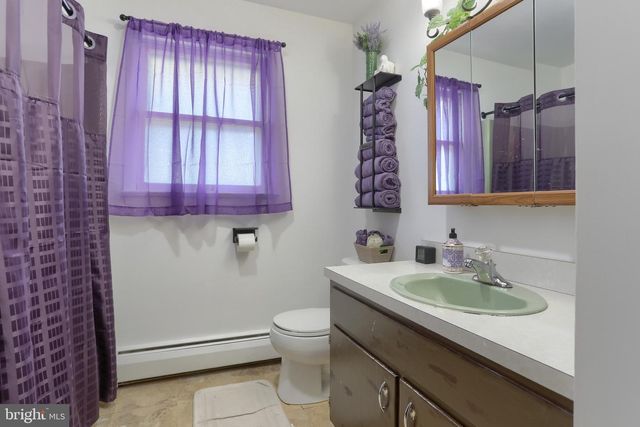 1411 ESTHER DR, Lebanon, PA 17042