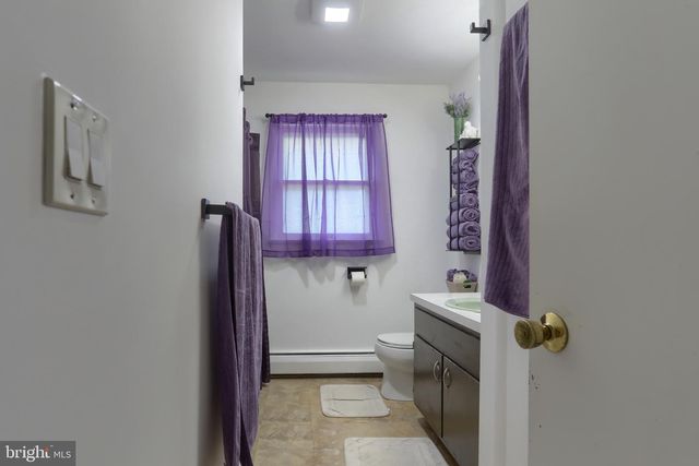 1411 ESTHER DR, Lebanon, PA 17042