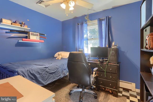 1411 ESTHER DR, Lebanon, PA 17042