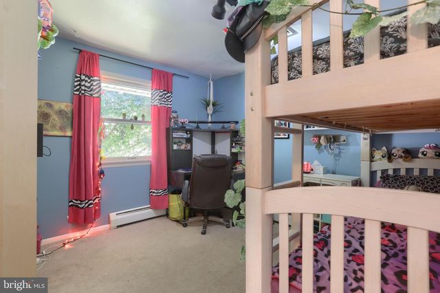 1411 ESTHER DR, Lebanon, PA 17042