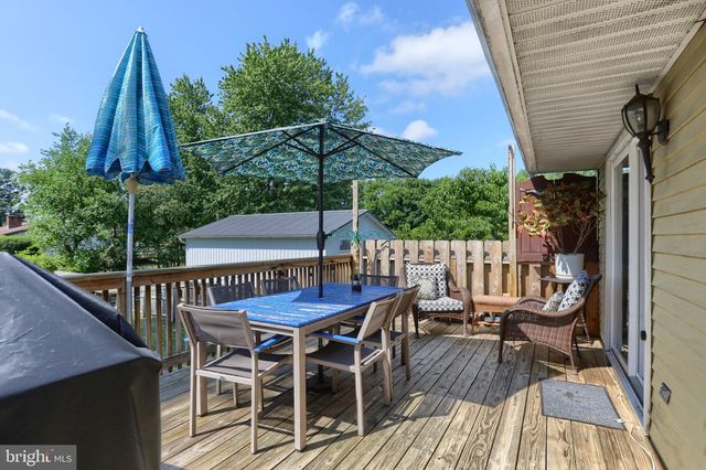 1411 ESTHER DR, Lebanon, PA 17042