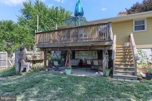 1411 ESTHER DR, Lebanon, PA 17042