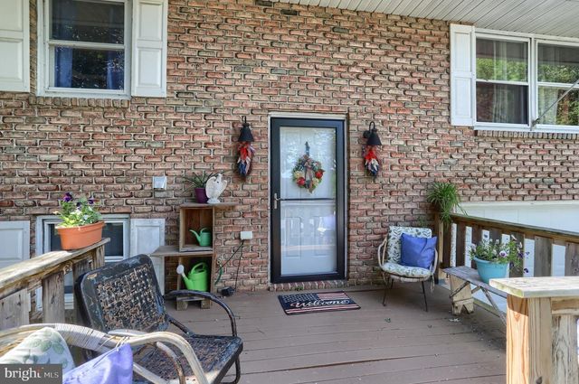 1411 ESTHER DR, Lebanon, PA 17042