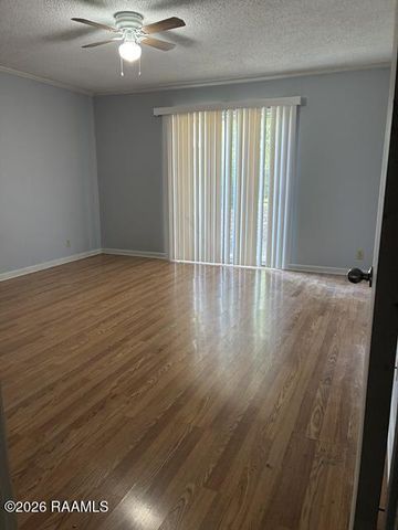 303 Belle Grove Boulevard, Lafayette, LA 70503