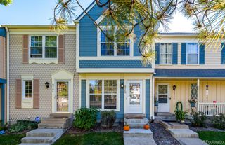 6708 S Holland Way, Littleton, CO 80128
