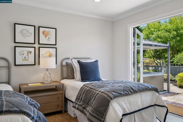 3815 Palo Alto Dr, Lafayette, CA 94549