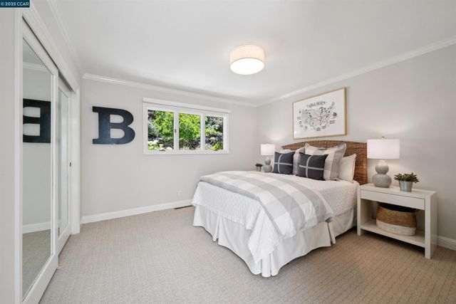 3815 Palo Alto Dr, Lafayette, CA 94549