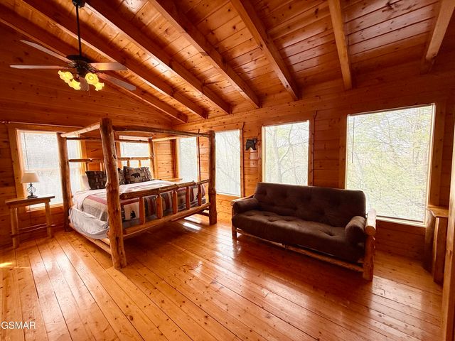 1724 Azalea Circle, Sevierville, TN 37876