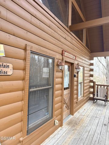 1724 Azalea Circle, Sevierville, TN 37876