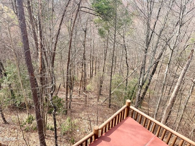 1724 Azalea Circle, Sevierville, TN 37876