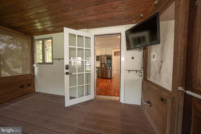 353 S OLD MIDDLETOWN RD, Media, PA 19063