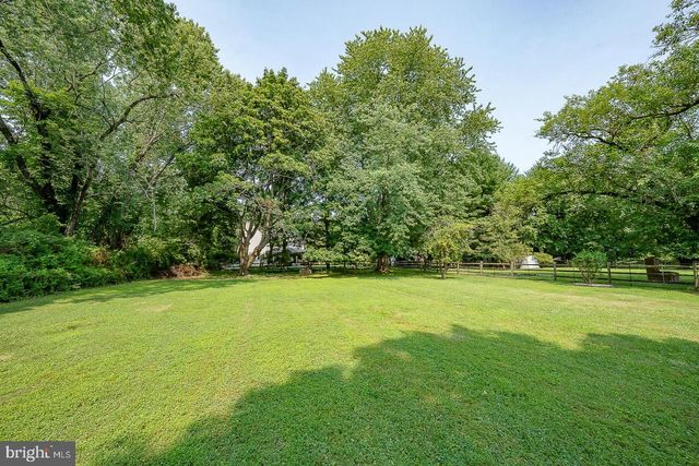 353 S OLD MIDDLETOWN RD, Media, PA 19063