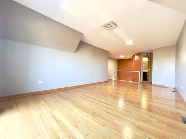1675 Town Center Street 1675, Aurora, IL 60504