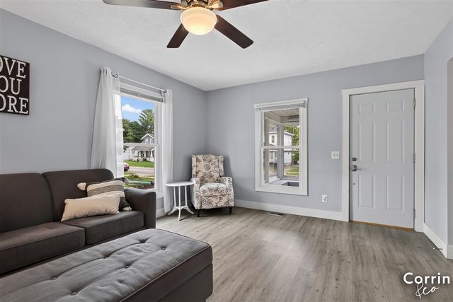370 Norwood Street, Rockford, MI 49341