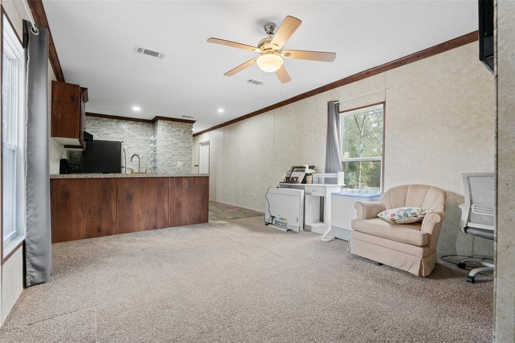 Image 11 of property listing at 15870 SW 3RD LANE, Ocala, FL 34481