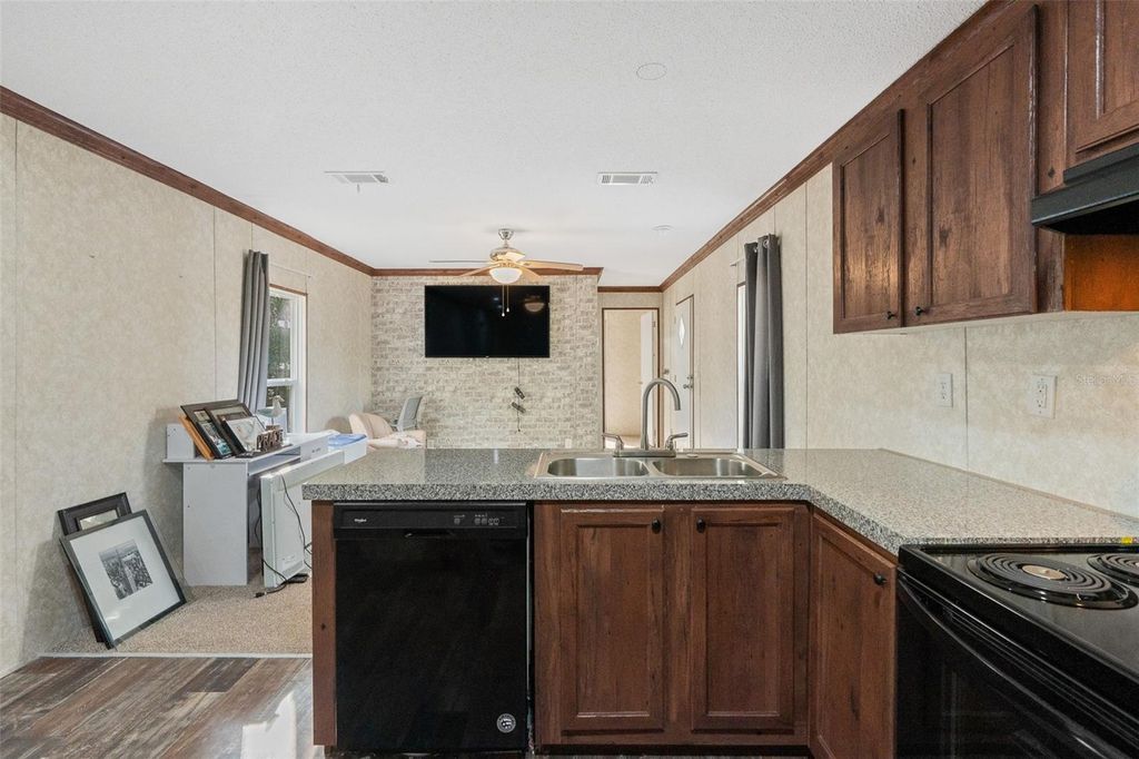 Image 29 of property listing at 15870 SW 3RD LANE, Ocala, FL 34481