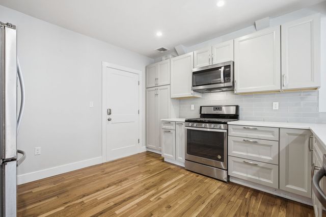 28 Saint Gregory St 2, Boston, MA 02124